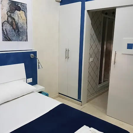 Romatic Πανσιόν
